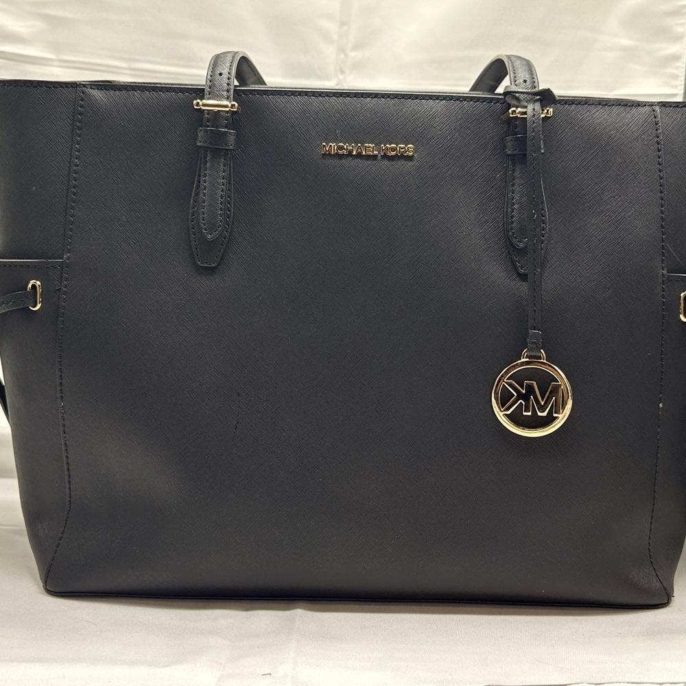 Michael kors extra large tote